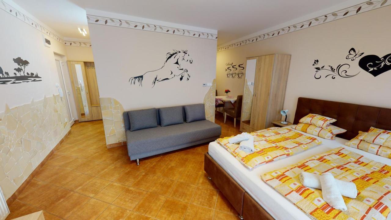 Cristian Apartman Hajdúszoboszló Exterior foto