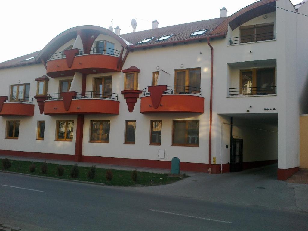 Cristian Apartman Hajdúszoboszló Exterior foto